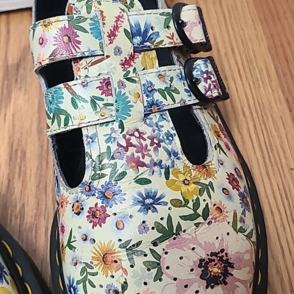 Floral Mary Jane Platform Shoes - White Multi - Picture 5 of 11